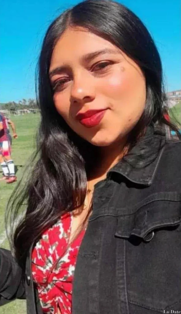 Alejandra Profile image 2