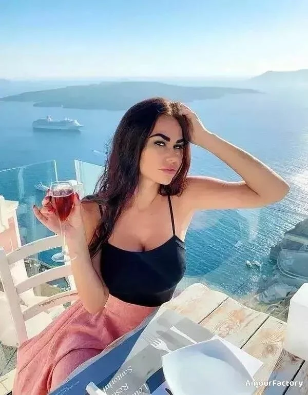 Ksenia Profile image 3