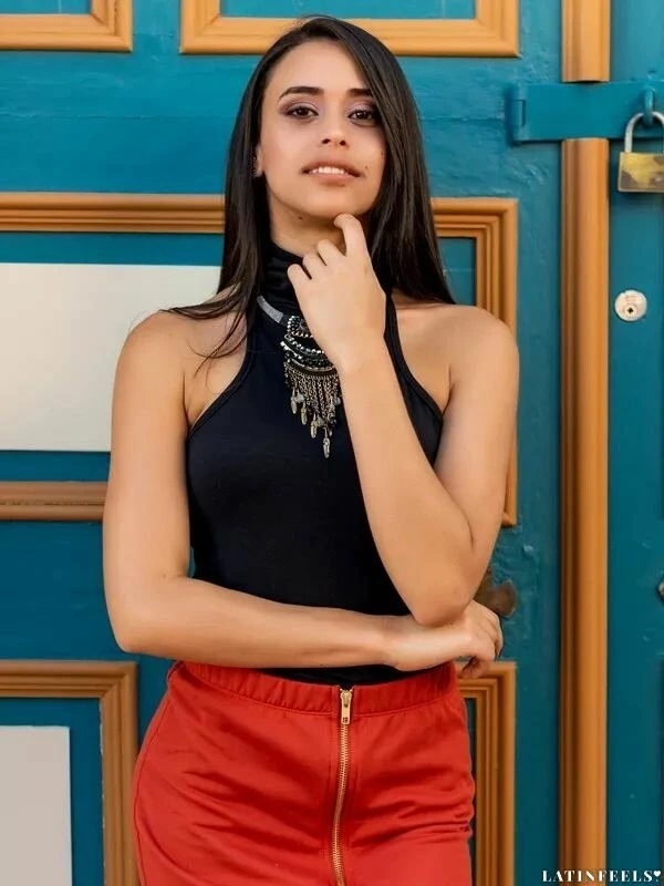 Fernanda Profile image 2
