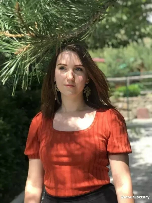 Tatiana Profile image 5