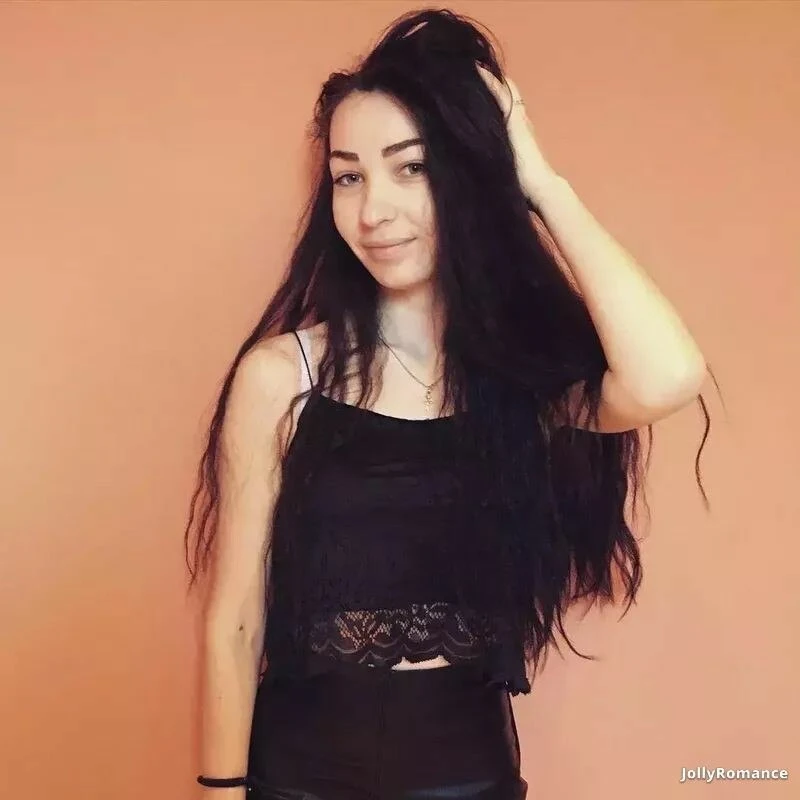 Juliya Profile image 5