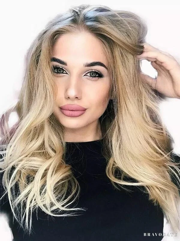 Aleksandra Profile image 1