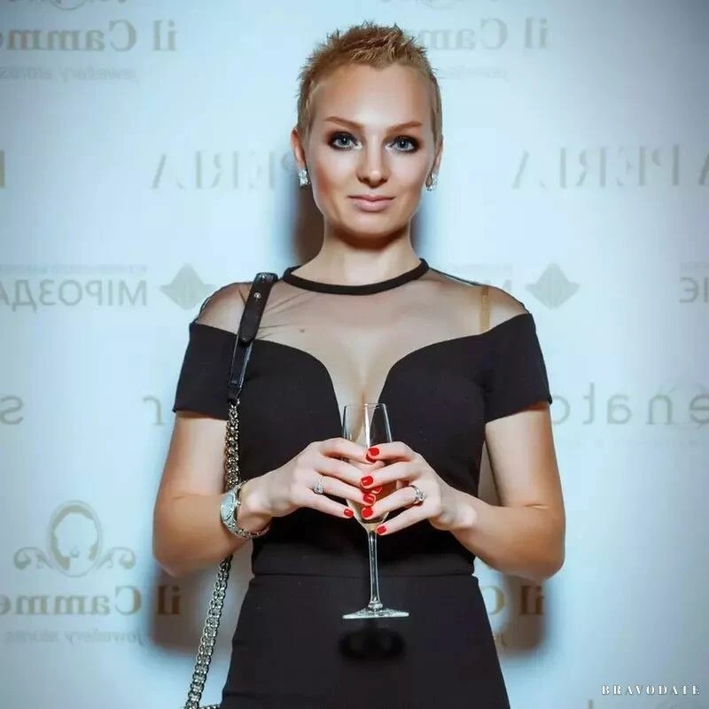 Elizaveta Profile image 5