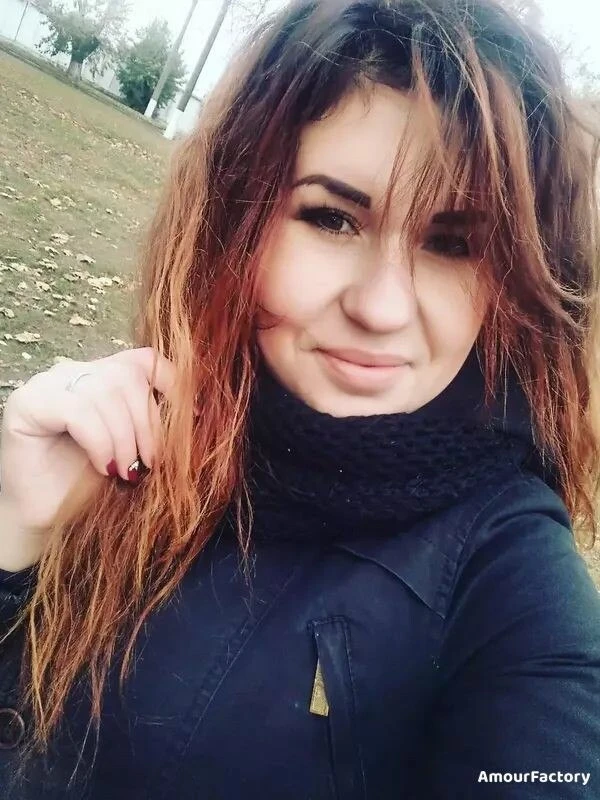 Oksana Profile image 5
