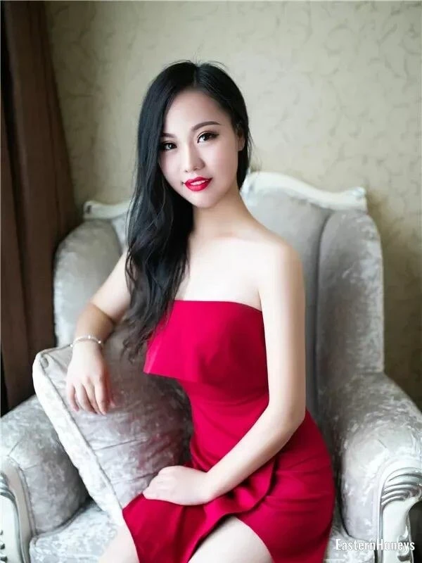 Lingxiao Profile image 4